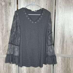 Indigo Thread Co Top Size M Boho Hippie Lace Sleeves Gray Color